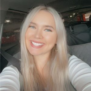 Meet your Posher, Sydni